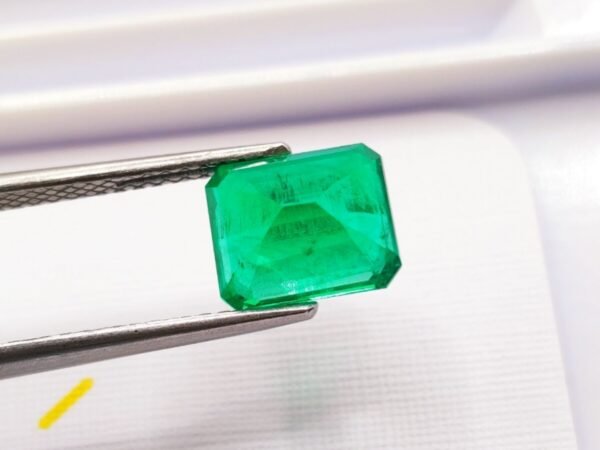 lab emerald green cushion cut 3.68 carats