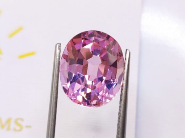 pink lab saphir oval cut 11.62 carats