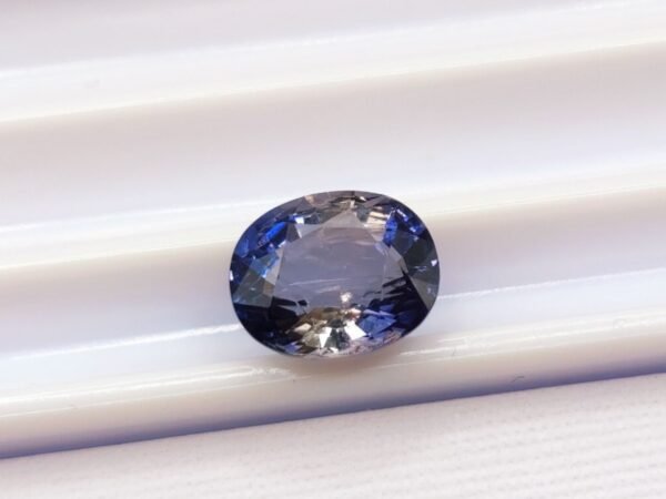 Iolite 1.82 carats bluish violet