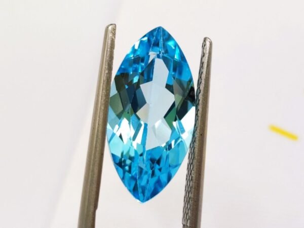 Topaze Bleue 7.32 CT