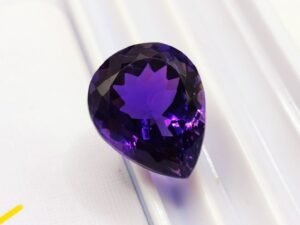 Améthyste 15.73 CT
