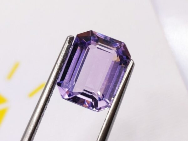 Améthyste 3.77 CT