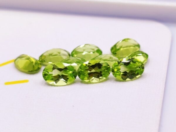Péridot 4.67 CT