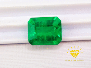 Émeraude de Laboratoire 5.21 CT
