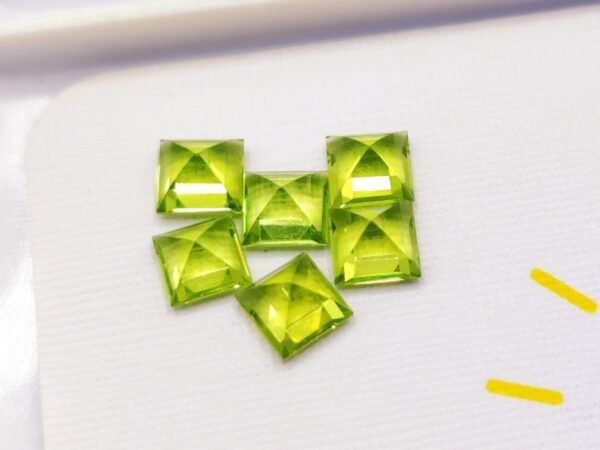 Péridot 4.20 Carats