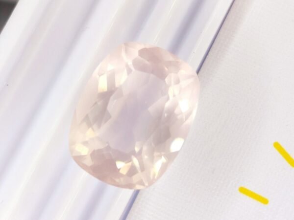 Quartz Rose 16.73 Carats
