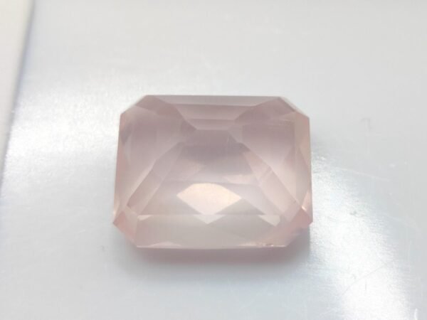 Quartz Rose 13.55 Carats