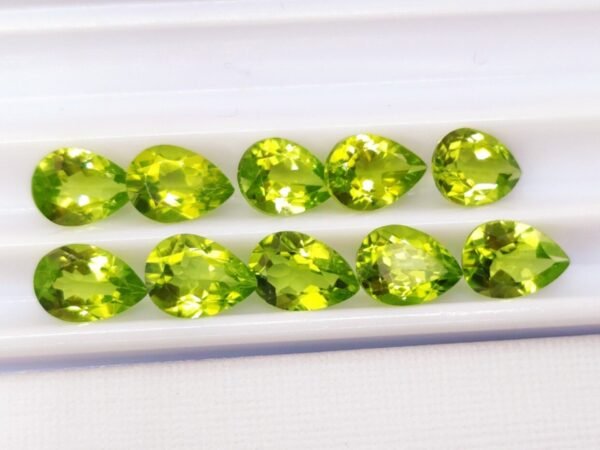 Péridot 7.26 Carats