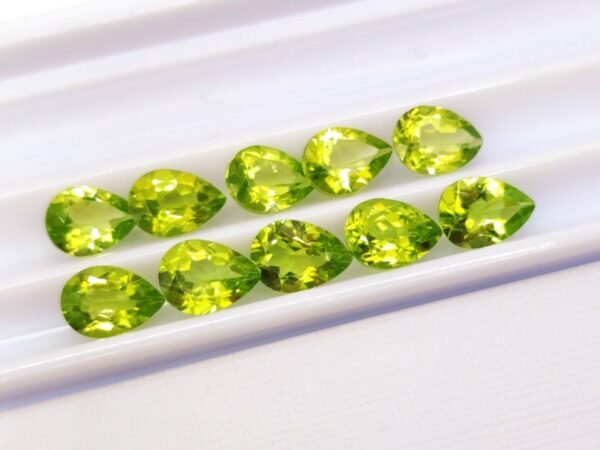 Péridot 7.26 Carats