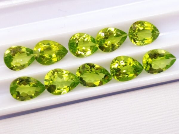 Péridot 7.26 Carats