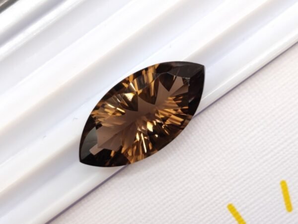 quartz fumé 7.29 ct