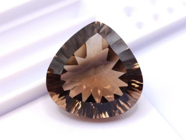 Quartz fumé 24.43 Carats