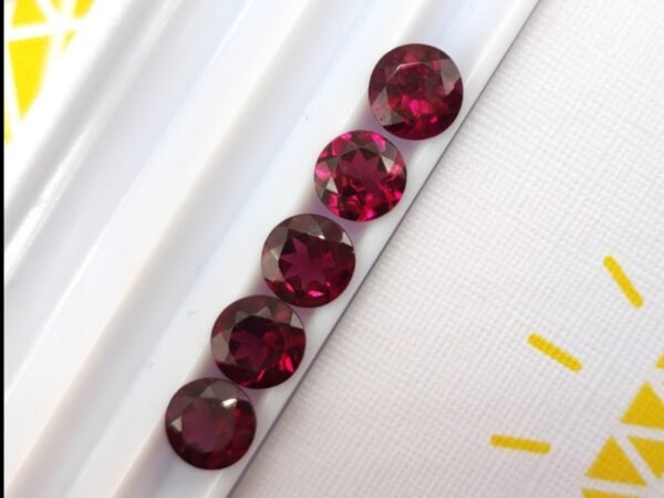 Rhodolite 5.80 Carats