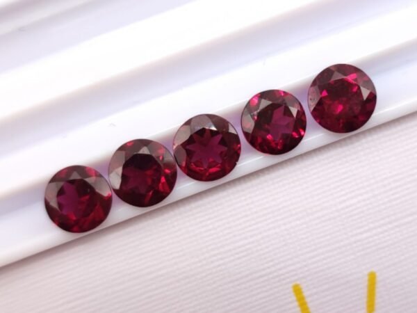 Rhodolite 5.80 Carats