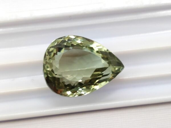 Prasiolite 18.10 Cts