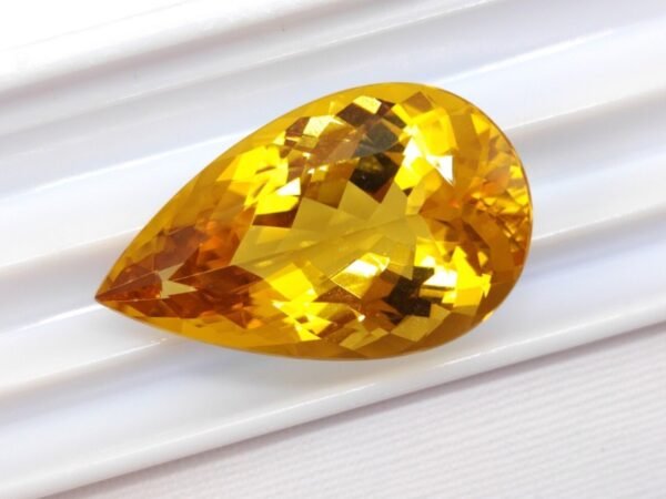 golden beryl heliodor gemstone certified