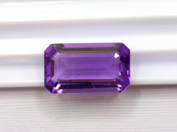 Amethyste 7.20 carats - emerald cut