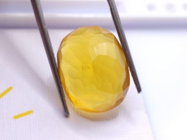 Fire Opal 11.10 carats - Oval cut - Mexico - Gemstone for collection and Jewelry