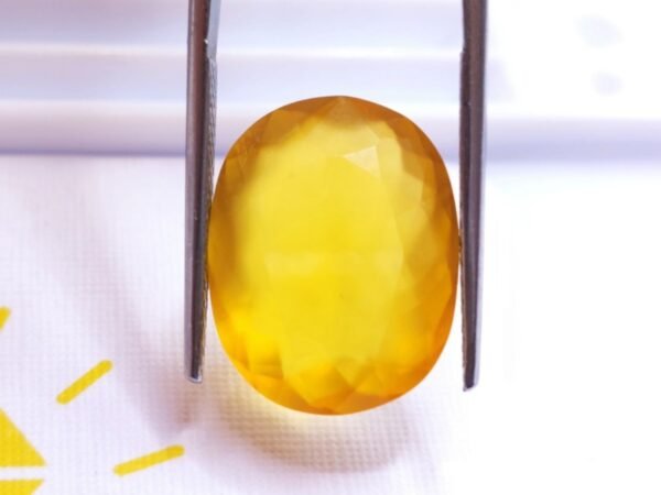 Fire Opal 11.10 carats - Oval cut - Mexico - Gemstone for collection and Jewelry