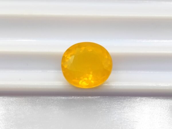 Opale de feu 1.44 carats - The Fine Gems - taille ovale - opale naturelle mexique - pierre fine orange