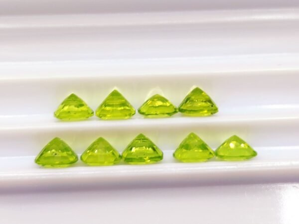 Cushion cut natural peridot 5.37 carats - calibrated natural green gemstones
