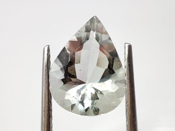 fluorite naturelle taille poire, vert pale - Pierre fine pour collection - The Fine Gems