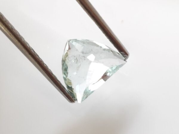 Aigue-Marine 2.07 Carats - The Fine Gems - taille fancy - pierre fine naturelle bleu