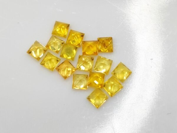 Yellow sapphire 2.21 Carats , The Fine Gems Yellow sapphire 2.21 Carats , The Fine Gems, princess cut , Ceylan natural sapphire - precious stones