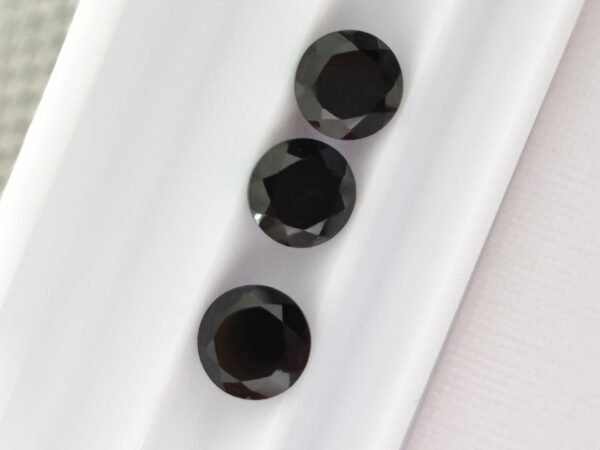 Black Spinel 3.20 Carats, The Fine Gems natural black gemstone