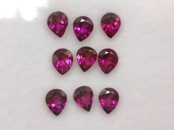 Rhodolite Garnet 3.52 Carats - The Fine Gems, Pear cut , natural gemstone from Tanzania - perfect color
