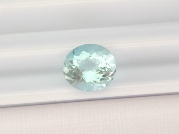 Aquamarin 1.03 Carats - The Fine Gems - Oval cut , natural blue gemstone from brazil