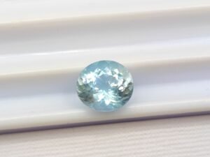 Aquamarin 1.03 Carats - The Fine Gems - Oval cut , natural blue gemstone from brazil