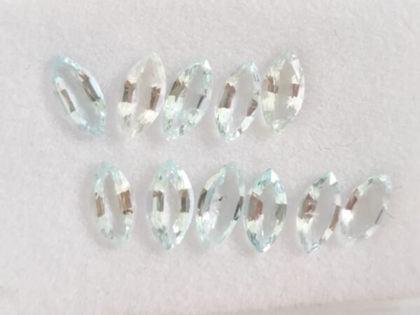 Aquamarin 6.20 Carats - The Fine Gems - Marquise cut - light blue Gemstones - Brazil