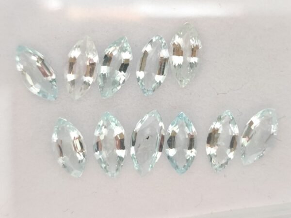 Aquamarin 6.20 Carats - The Fine Gems - Marquise cut - light blue Gemstones - Brazil