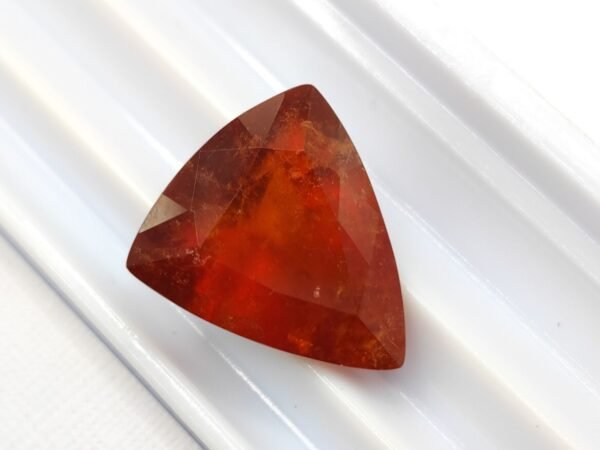 Hessonite 10.65 ct - The Fine Gems, natural orange red garnet , trillon cut