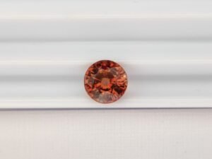 Color Change Garnet 1.45 Carat - The Fine Gems - round cut - beautiful natural color change precious gemstone