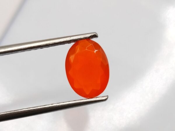 Fire opal 1.05 Carat - The Fine Gems - oval cut - natural - opale de feu naturelle mexique , orange