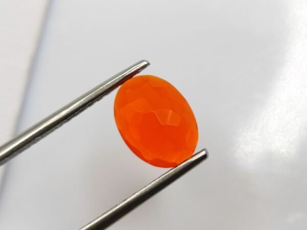 Fire opal 1.05 Carat - The Fine Gems - oval cut - natural - opale de feu naturelle mexique , orange