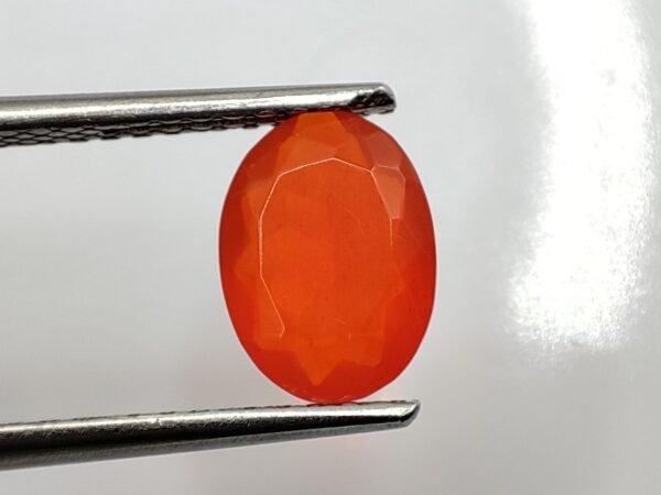 Fire opal 1.05 Carat - The Fine Gems - oval cut - natural - opale de feu naturelle mexique , orange