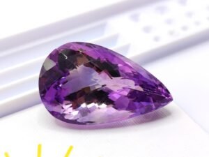 Amethyst 47.62 Carats - The Fine Gems - Pear cut natural gemstone from Zambia