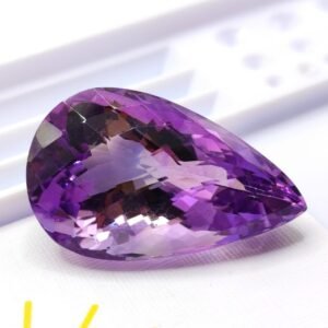Améthyste Naturelle Zambie 47.62ct Poire Damier | Pierre Violette THE FINE GEMS