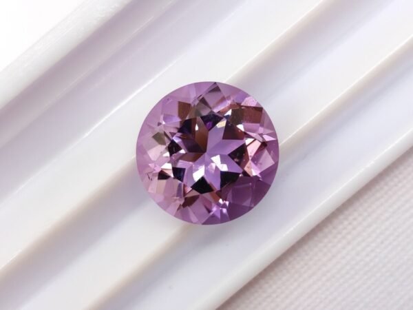 Amethyst 4.05 Carats - round cut - The Fine Gems - natural precious gemstone facetted
