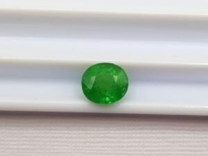 1.04 ct Tsavorite - The Fine Gems - oval cut natural precious green gemstone - tsavorite garnet from kenya