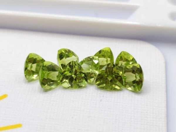 Peridot 4.60 Carats - The Fine Gems - natural green gemstone trillon cut from myanmar