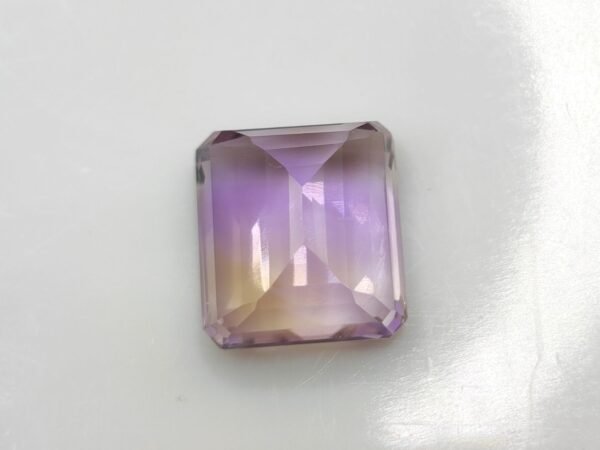 Ametrine 8.13 Carats - The Fine Gems - octogonal cut - natural gemstone