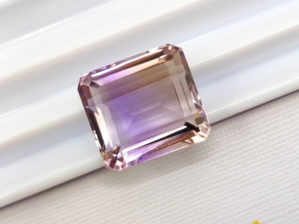 Ametrine 8.13 Carats - The Fine Gems - octogonal cut - natural gemstone