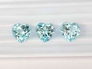 6.70 sky blue topaz Topaze Bleue 6.70 Carats
