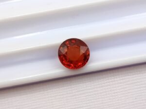 Spessartite 1.36 Carat - The Fine Gems Round cut natural red orange spessartite garnet