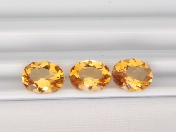 Natural golden yellow citrine from brazil, oval cut gemstone for jewelry and collection