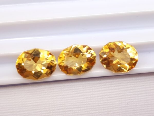 Natural golden yellow citrine from brazil, oval cut gemstone for jewelry and collection